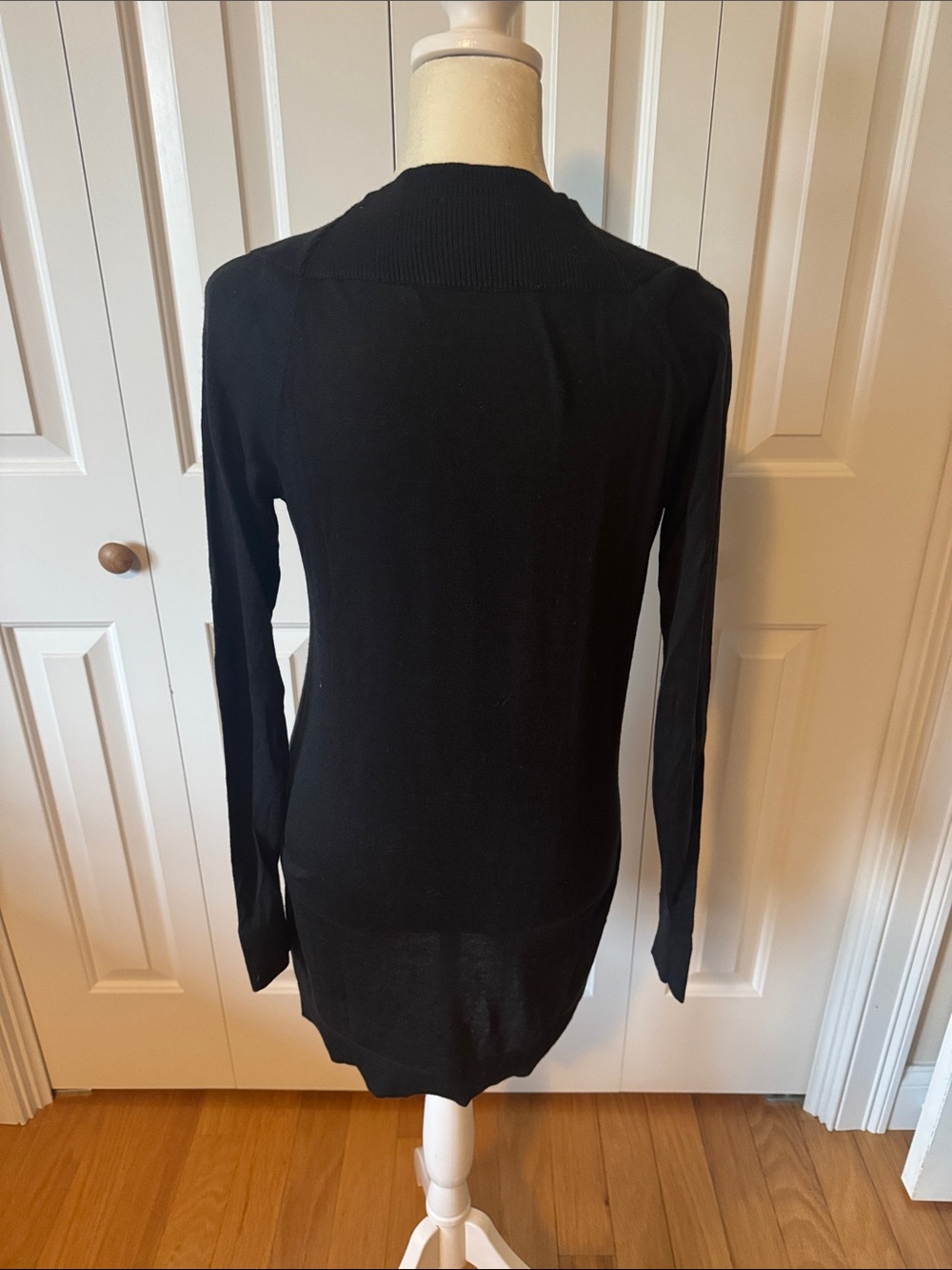 Black Elie Tahari tunic style sweater - Picture 2 of 8